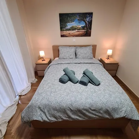 Koukaki's Charmer Apartment